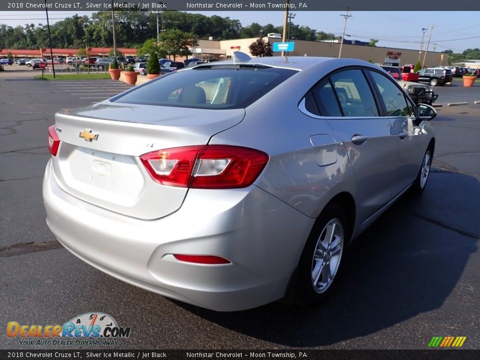 2018 Chevrolet Cruze LT Silver Ice Metallic / Jet Black Photo #8