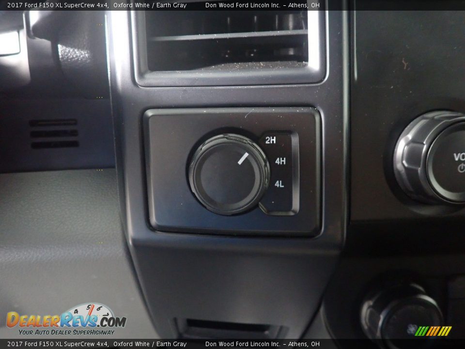 2017 Ford F150 XL SuperCrew 4x4 Oxford White / Earth Gray Photo #30