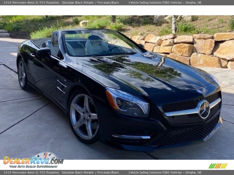 2016 Mercedes-Benz SL 550 Roadster Obsidian Black Metallic / Porcelain/Black Photo #1