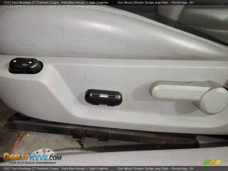 2007 Ford Mustang GT Premium Coupe Vista Blue Metallic / Light Graphite Photo #15