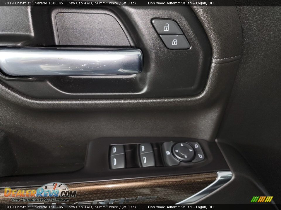 2019 Chevrolet Silverado 1500 RST Crew Cab 4WD Summit White / Jet Black Photo #16