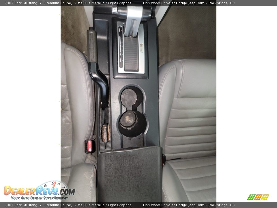 2007 Ford Mustang GT Premium Coupe Vista Blue Metallic / Light Graphite Photo #18