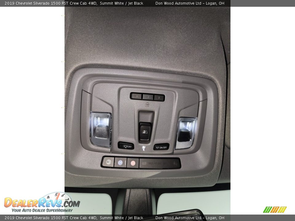 2019 Chevrolet Silverado 1500 RST Crew Cab 4WD Summit White / Jet Black Photo #25