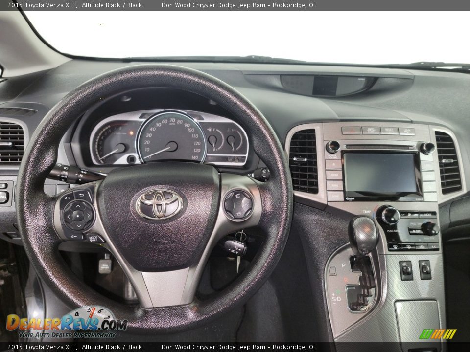 Dashboard of 2015 Toyota Venza XLE Photo #18