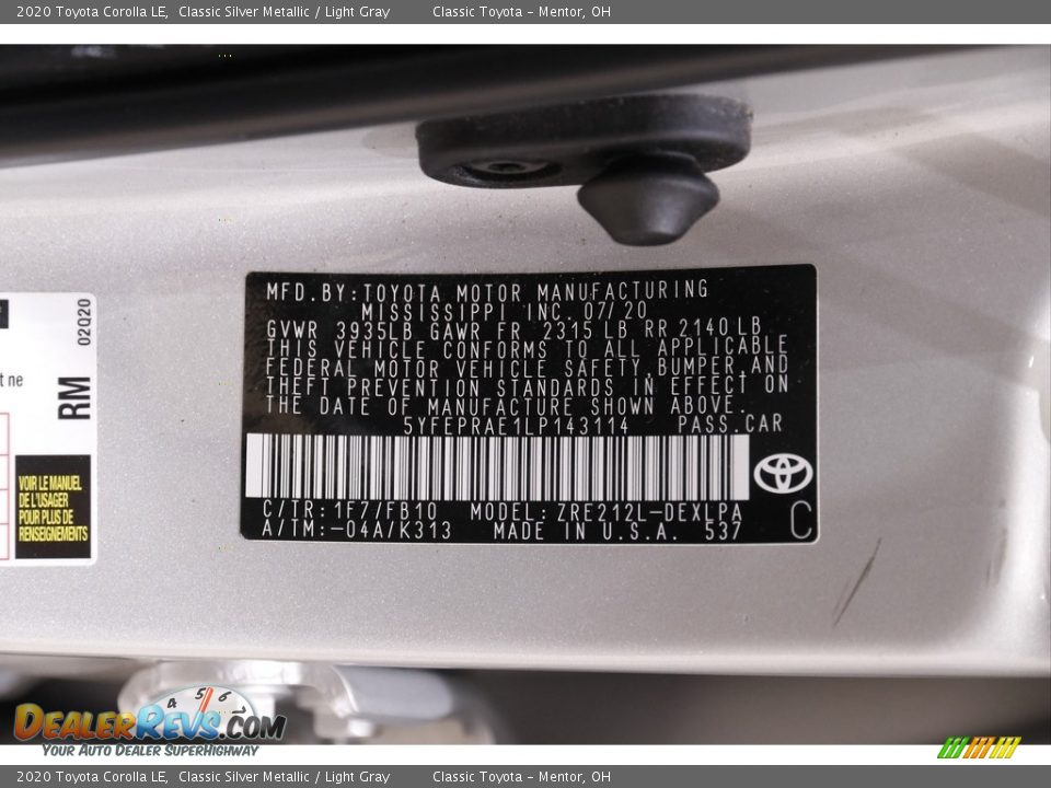 2020 Toyota Corolla LE Classic Silver Metallic / Light Gray Photo #18