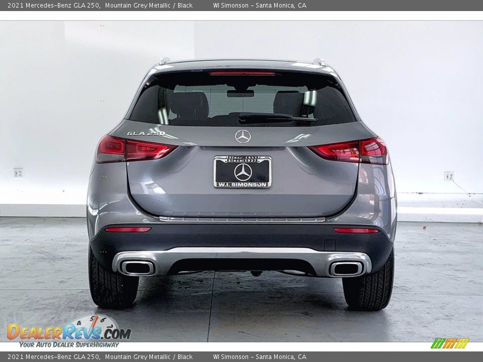 2021 Mercedes-Benz GLA 250 Mountain Grey Metallic / Black Photo #3