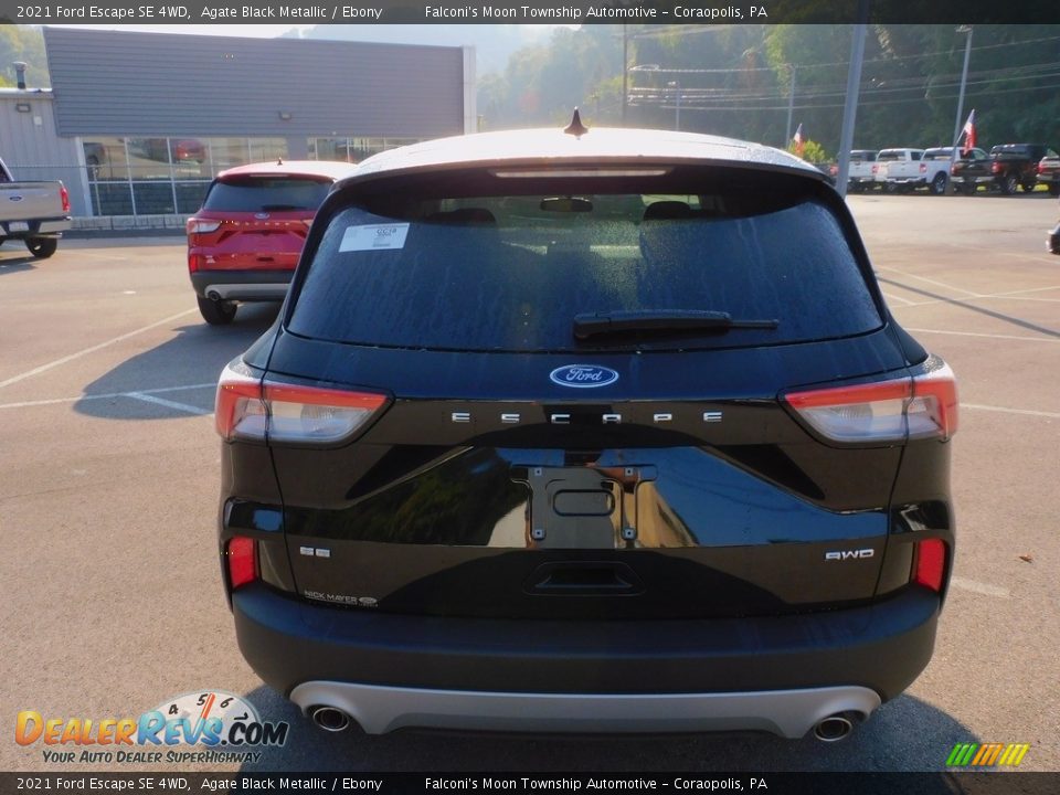 2021 Ford Escape SE 4WD Agate Black Metallic / Ebony Photo #3