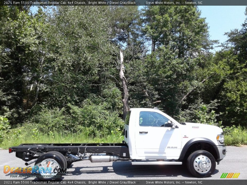 2021 Ram 5500 Tradesman Regular Cab 4x4 Chassis Bright White / Diesel Gray/Black Photo #5