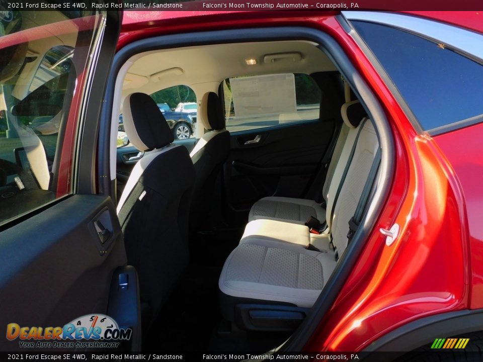 2021 Ford Escape SE 4WD Rapid Red Metallic / Sandstone Photo #11