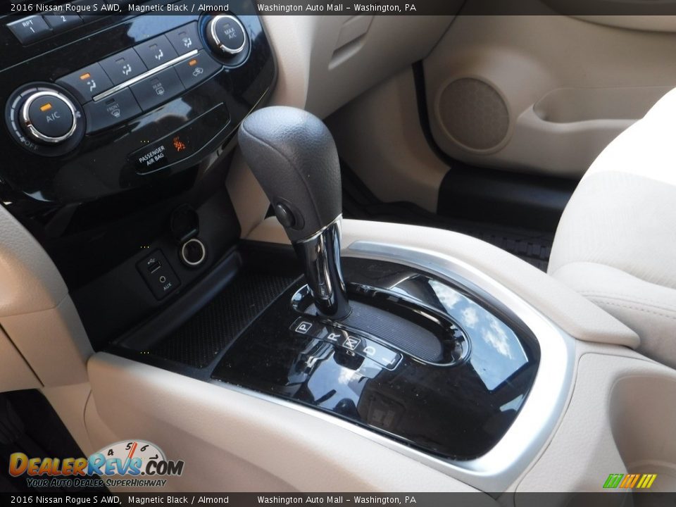 2016 Nissan Rogue S AWD Magnetic Black / Almond Photo #15