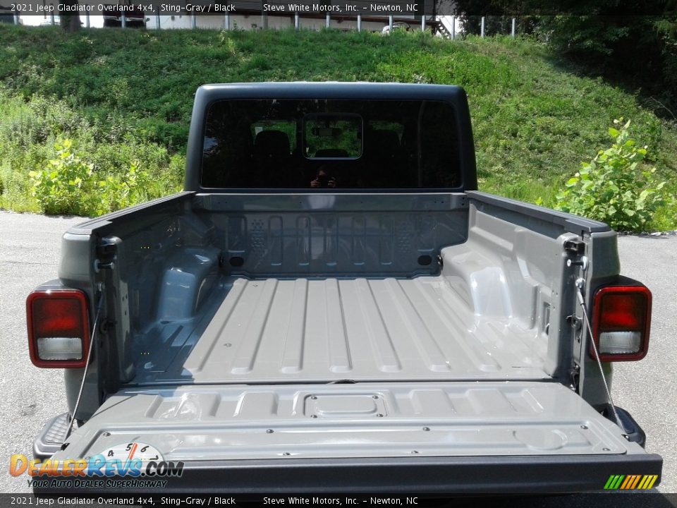 2021 Jeep Gladiator Overland 4x4 Sting-Gray / Black Photo #8