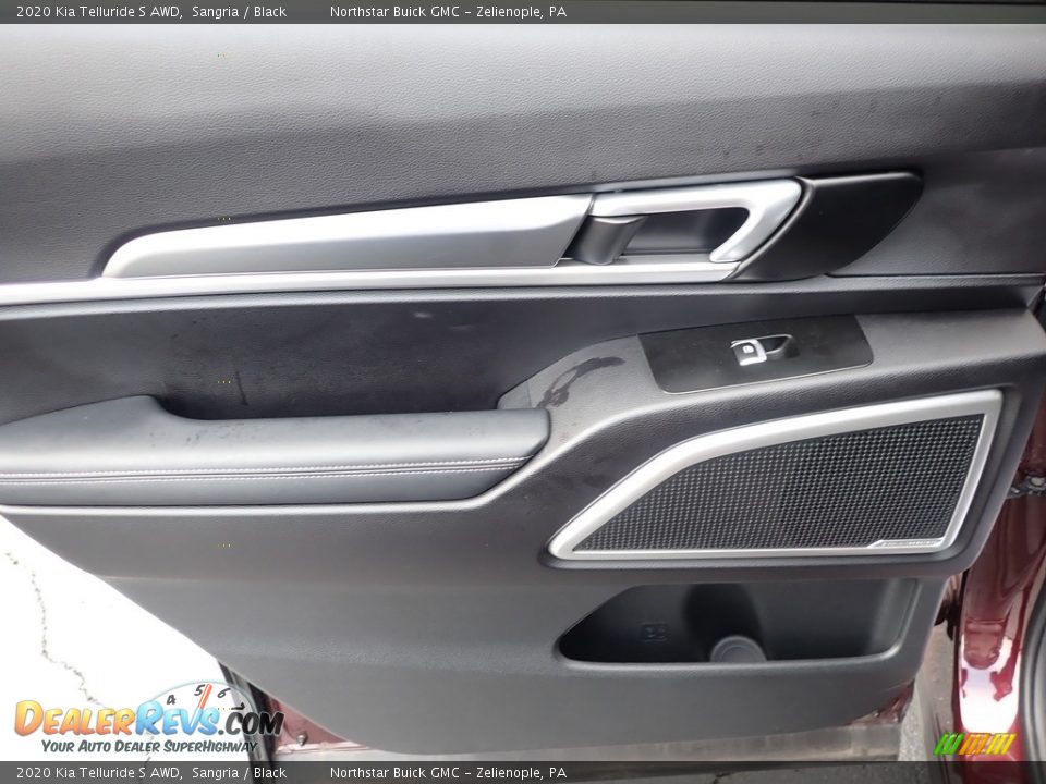 Door Panel of 2020 Kia Telluride S AWD Photo #19