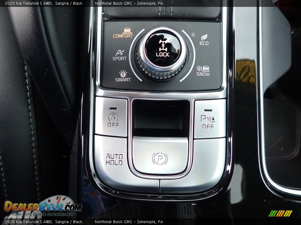 Controls of 2020 Kia Telluride S AWD Photo #24