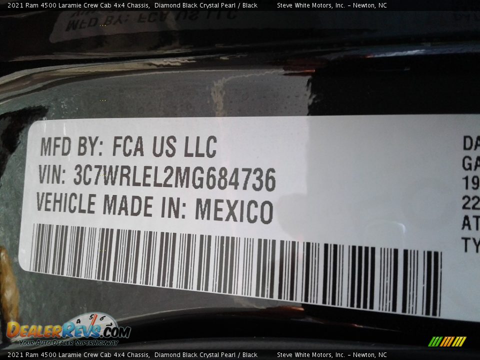 2021 Ram 4500 Laramie Crew Cab 4x4 Chassis Diamond Black Crystal Pearl / Black Photo #33