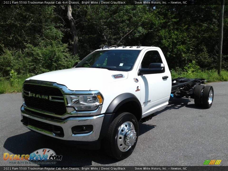 2021 Ram 5500 Tradesman Regular Cab 4x4 Chassis Bright White / Diesel Gray/Black Photo #2