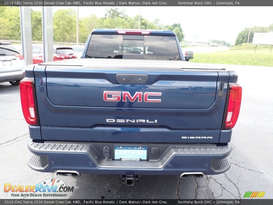 2019 GMC Sierra 1500 Denali Crew Cab 4WD Pacific Blue Metallic / Dark Walnut/­Dark Ash Grey Photo #10