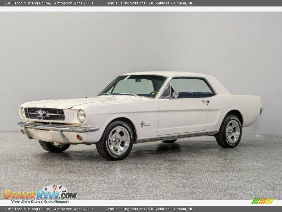 Front 3/4 View of 1965 Ford Mustang Coupe Photo #1