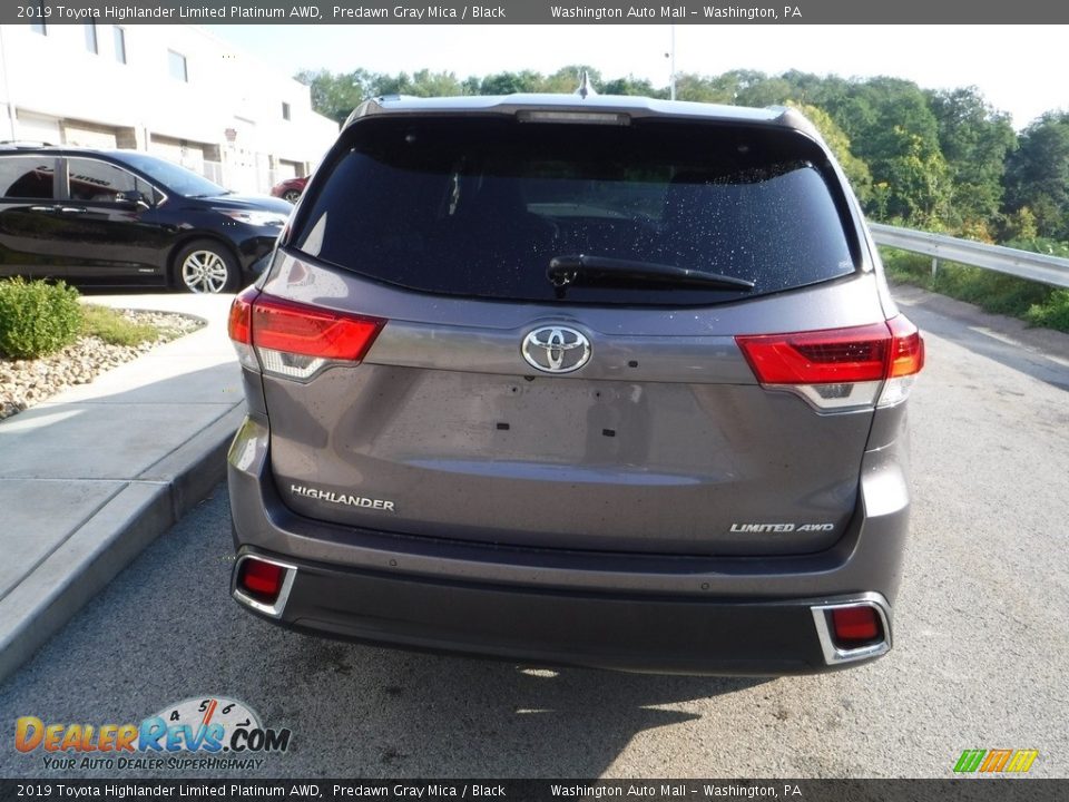 2019 Toyota Highlander Limited Platinum AWD Predawn Gray Mica / Black Photo #17