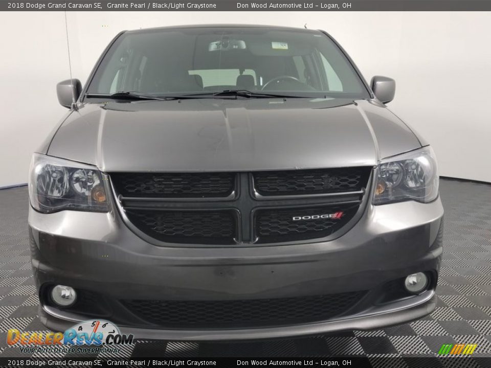 2018 Dodge Grand Caravan SE Granite Pearl / Black/Light Graystone Photo #4