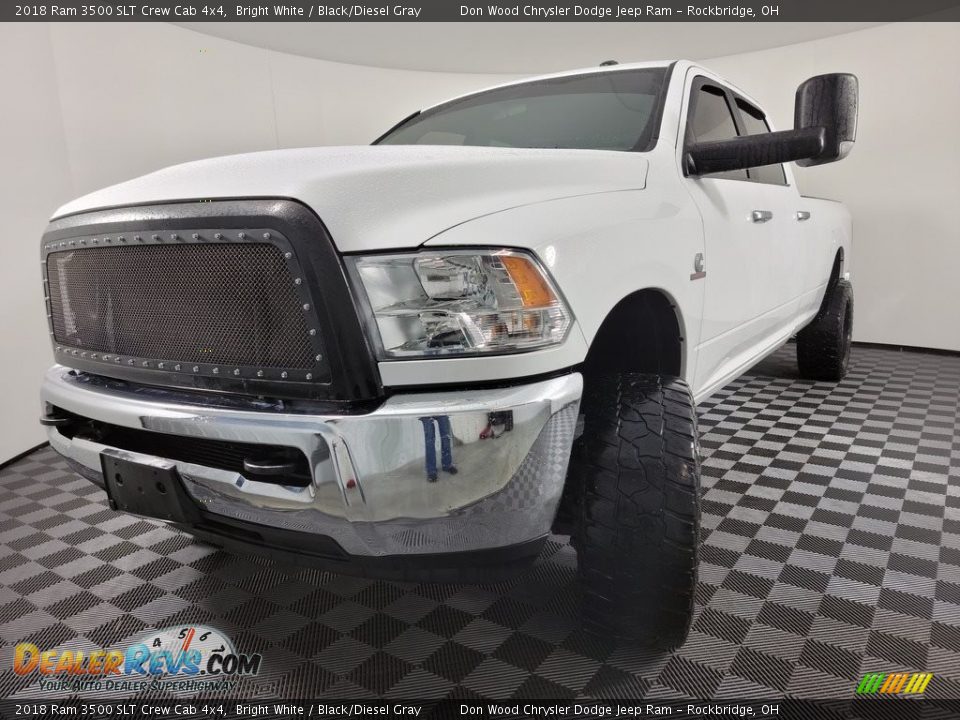 2018 Ram 3500 SLT Crew Cab 4x4 Bright White / Black/Diesel Gray Photo #4