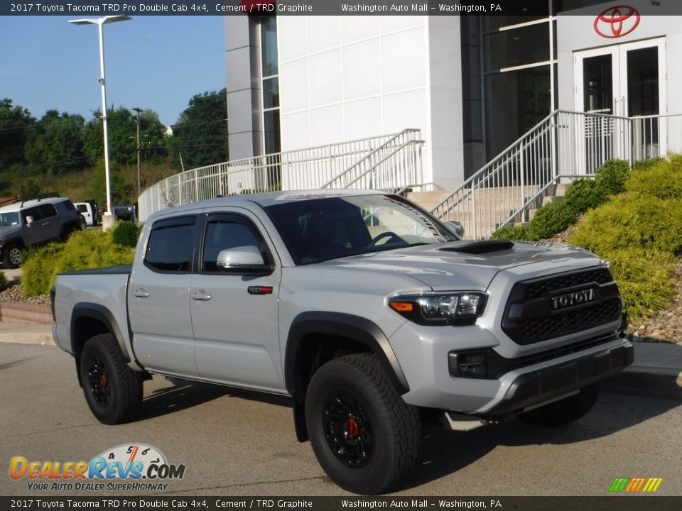 Front 3/4 View of 2017 Toyota Tacoma TRD Pro Double Cab 4x4 Photo #1