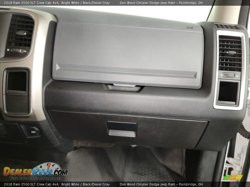 2018 Ram 3500 SLT Crew Cab 4x4 Bright White / Black/Diesel Gray Photo #30