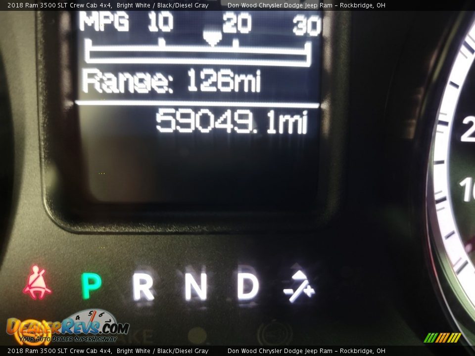 2018 Ram 3500 SLT Crew Cab 4x4 Bright White / Black/Diesel Gray Photo #32