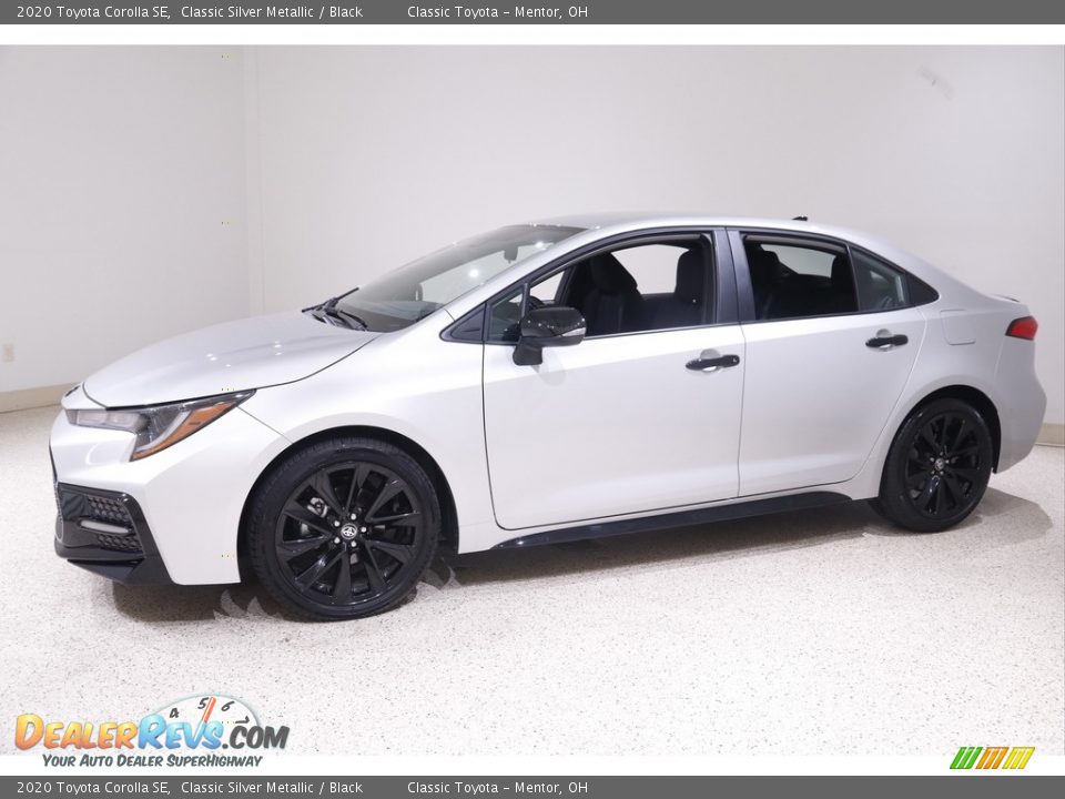 2020 Toyota Corolla SE Classic Silver Metallic / Black Photo #3