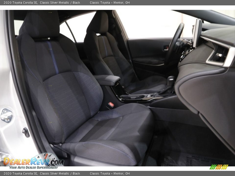 2020 Toyota Corolla SE Classic Silver Metallic / Black Photo #14