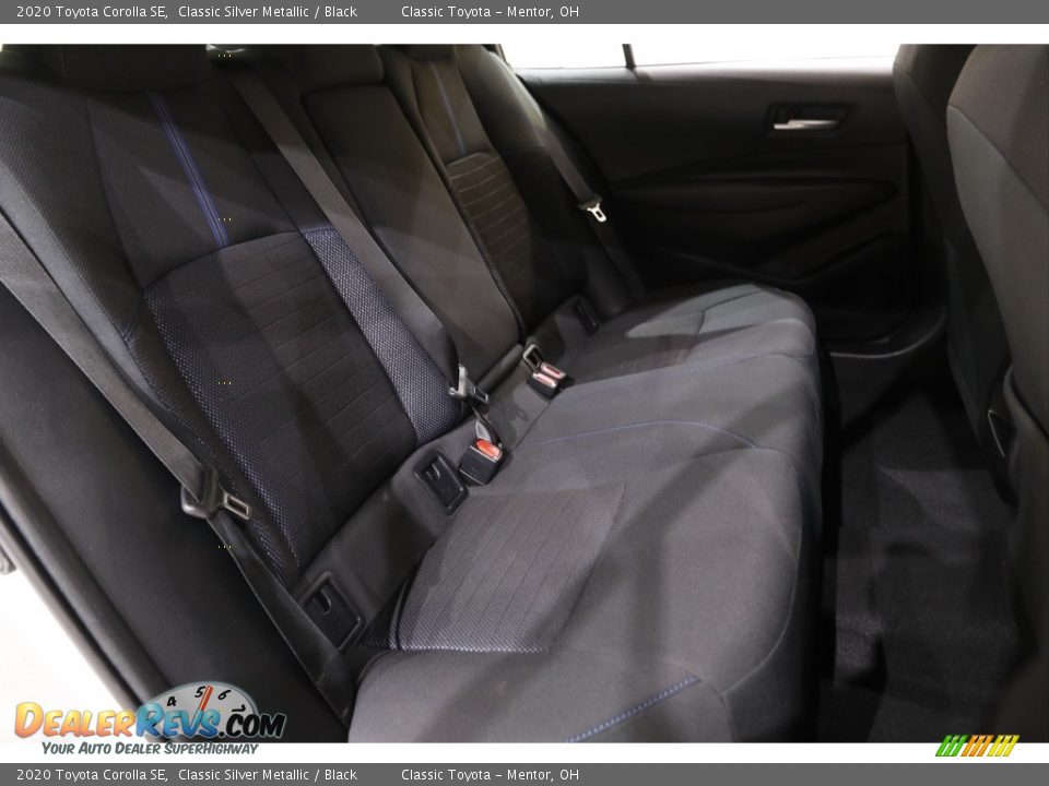 2020 Toyota Corolla SE Classic Silver Metallic / Black Photo #15