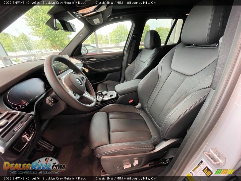 Front Seat of 2022 BMW X3 xDrive30i Photo #3