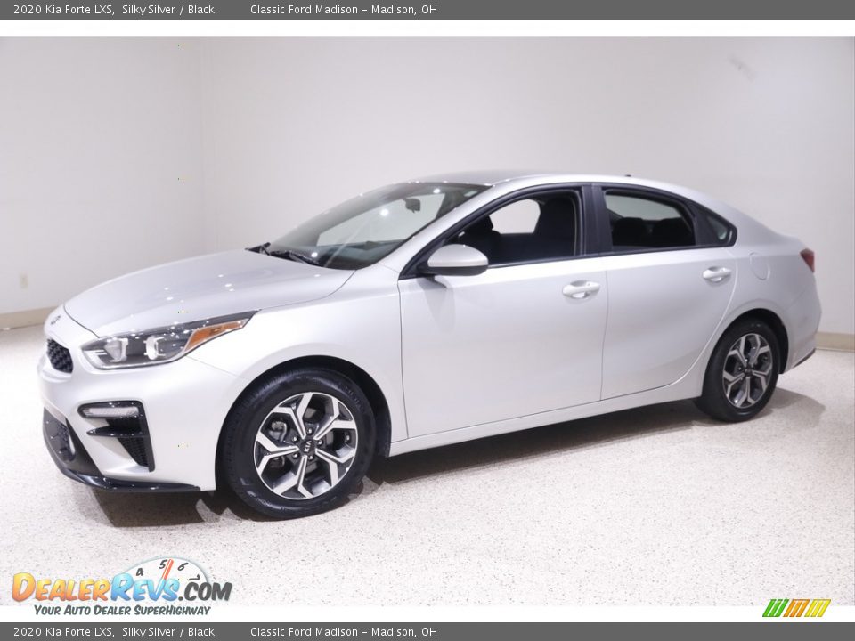 2020 Kia Forte LXS Silky Silver / Black Photo #3