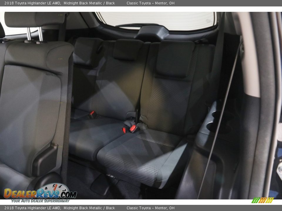 2018 Toyota Highlander LE AWD Midnight Black Metallic / Black Photo #18