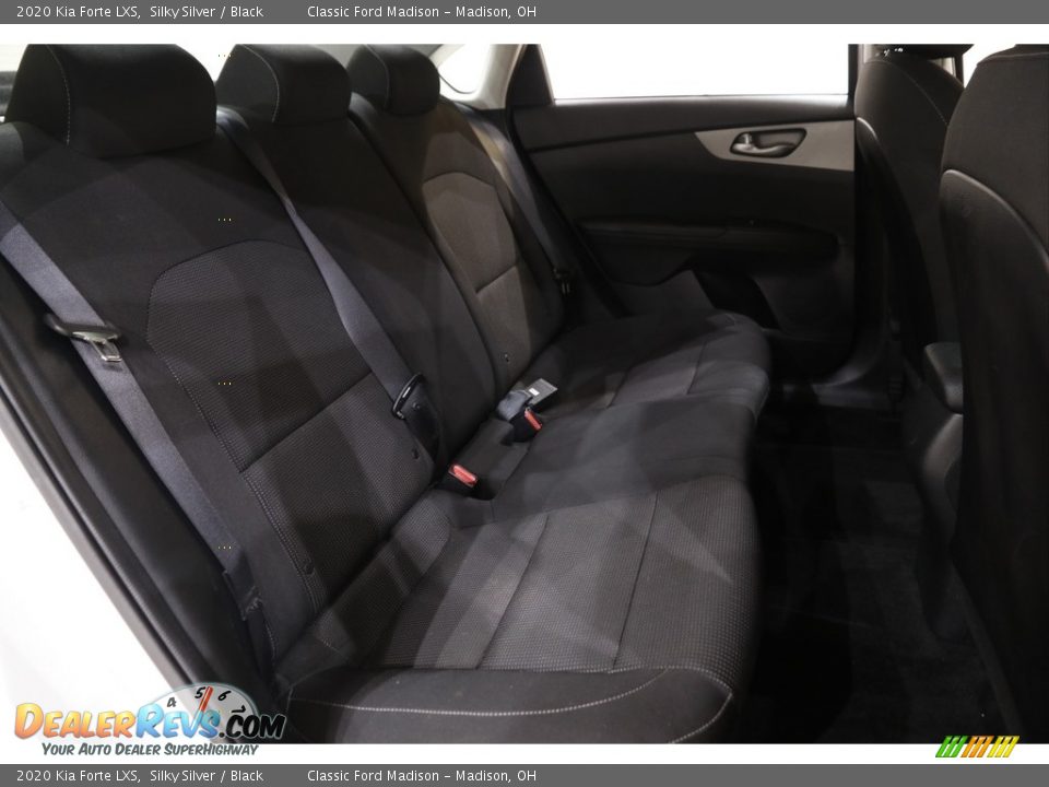 2020 Kia Forte LXS Silky Silver / Black Photo #15