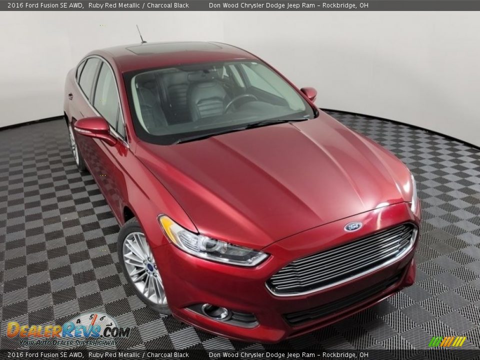 2016 Ford Fusion SE AWD Ruby Red Metallic / Charcoal Black Photo #4