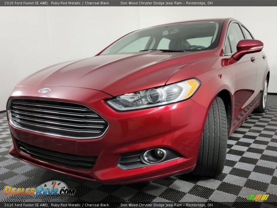 2016 Ford Fusion SE AWD Ruby Red Metallic / Charcoal Black Photo #6