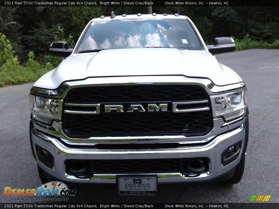 2021 Ram 5500 Tradesman Regular Cab 4x4 Chassis Bright White / Diesel Gray/Black Photo #3