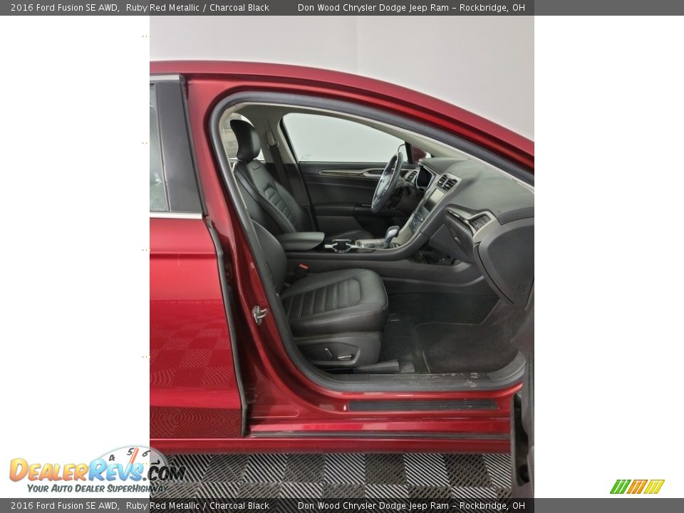 2016 Ford Fusion SE AWD Ruby Red Metallic / Charcoal Black Photo #26
