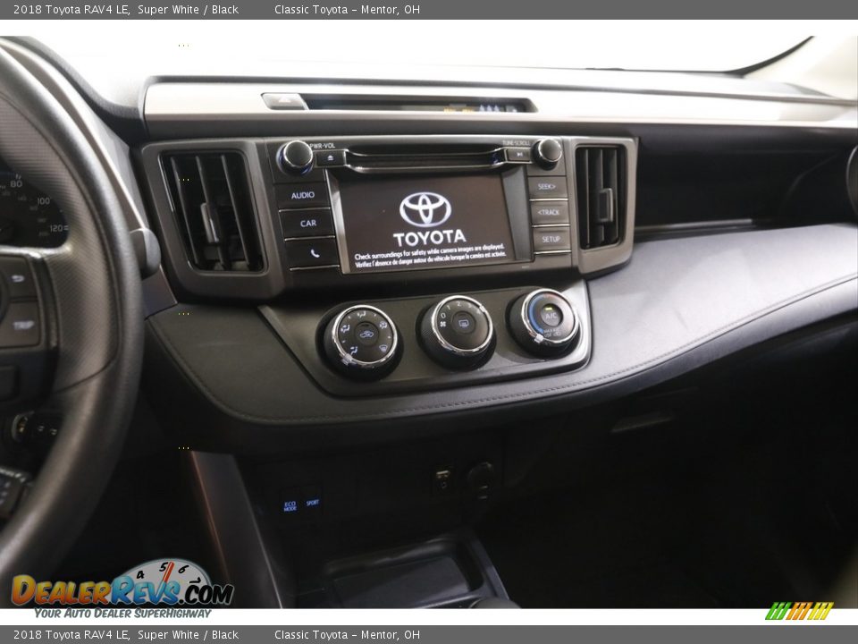 2018 Toyota RAV4 LE Super White / Black Photo #9