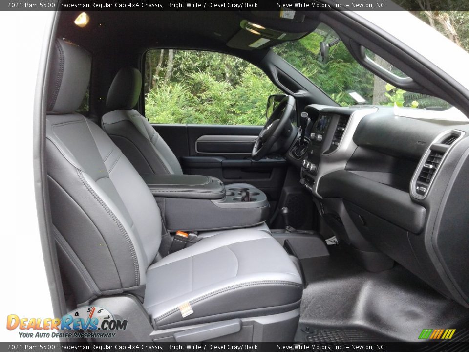 2021 Ram 5500 Tradesman Regular Cab 4x4 Chassis Bright White / Diesel Gray/Black Photo #13