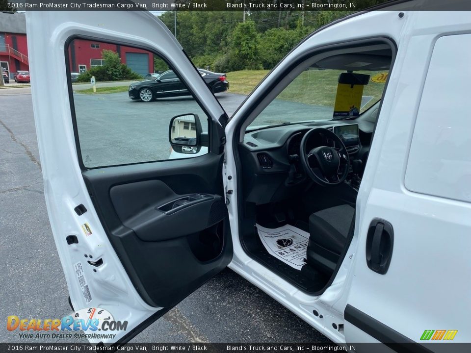 2016 Ram ProMaster City Tradesman Cargo Van Bright White / Black Photo #11