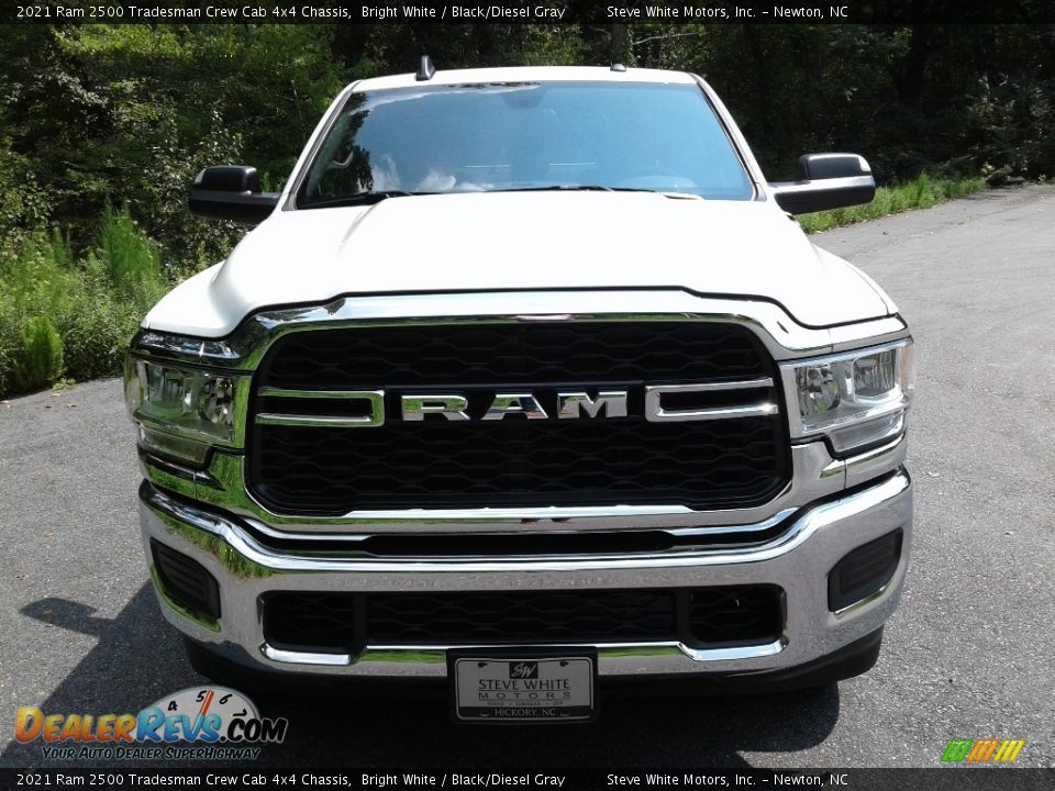 2021 Ram 2500 Tradesman Crew Cab 4x4 Chassis Bright White / Black/Diesel Gray Photo #3