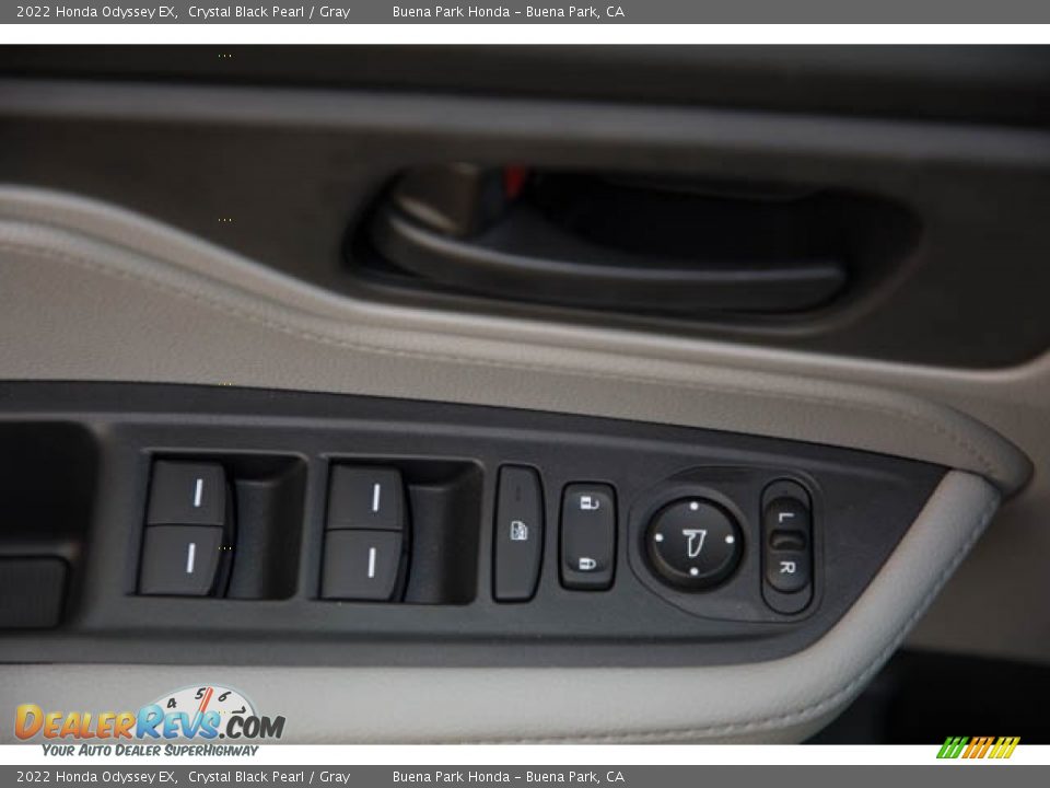Controls of 2022 Honda Odyssey EX Photo #35