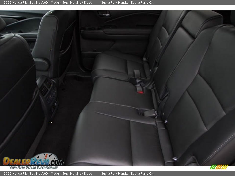 Rear Seat of 2022 Honda Pilot Touring AWD Photo #15