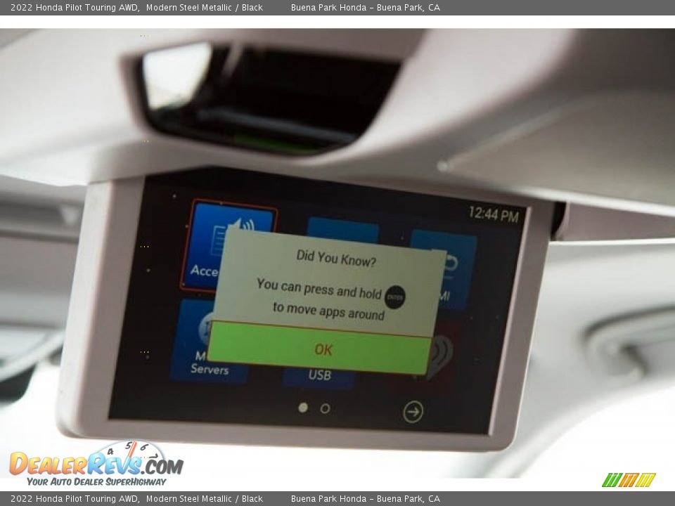 Entertainment System of 2022 Honda Pilot Touring AWD Photo #25
