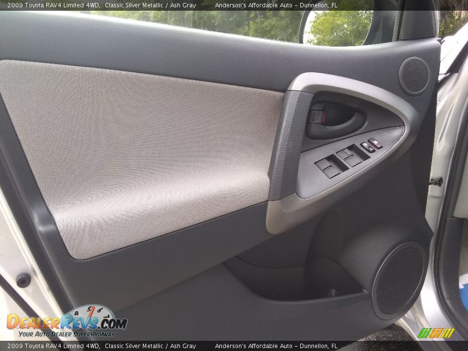 2009 Toyota RAV4 Limited 4WD Classic Silver Metallic / Ash Gray Photo #9