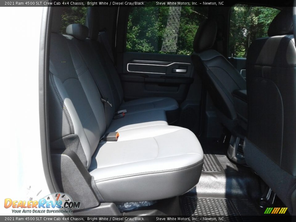 2021 Ram 4500 SLT Crew Cab 4x4 Chassis Bright White / Diesel Gray/Black Photo #14