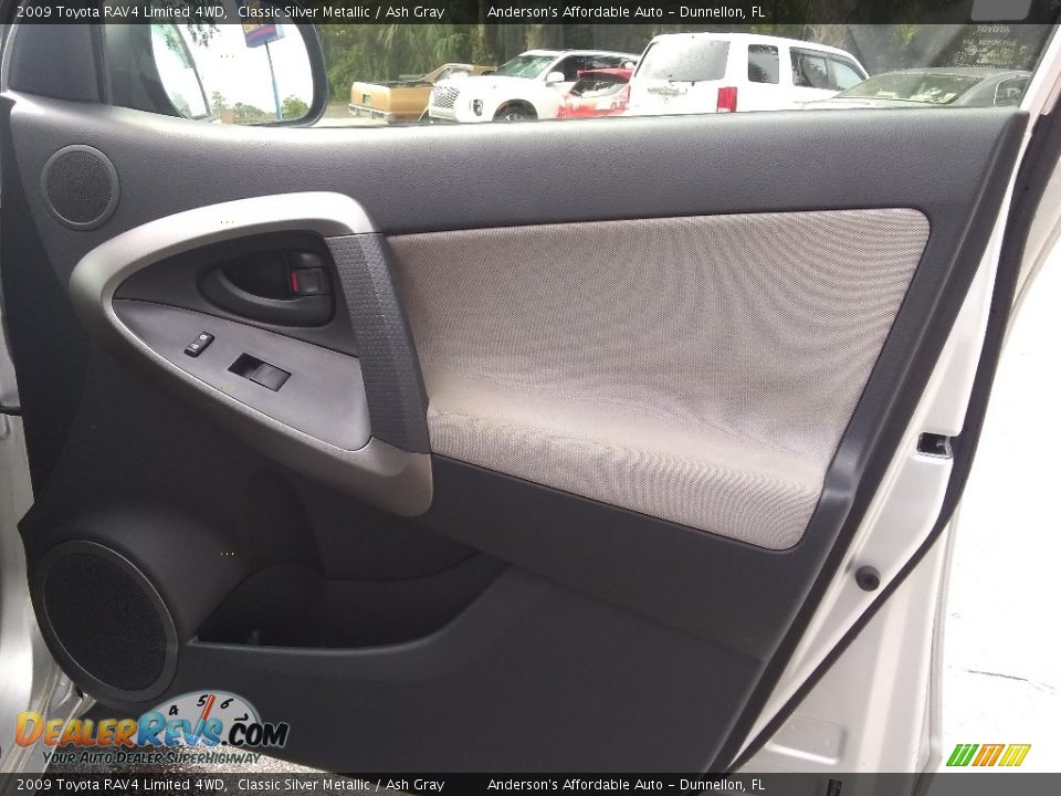 2009 Toyota RAV4 Limited 4WD Classic Silver Metallic / Ash Gray Photo #17