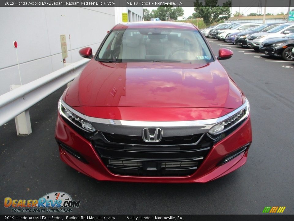 2019 Honda Accord EX-L Sedan Radiant Red Metallic / Ivory Photo #8