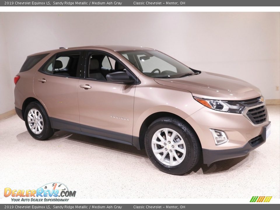 2019 Chevrolet Equinox LS Sandy Ridge Metallic / Medium Ash Gray Photo #1